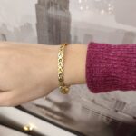 Χειροπέδα με σχέδια