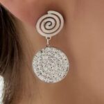 Σκουλαρίκια Swirl ασημί χρώμα